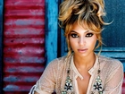 Beyonce Knowles, Piosenkarka, Upięte, Włosy