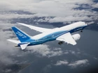 Boeing 787, Dreamliner, Chmury