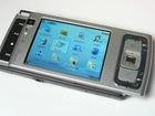 Nokia N95, Wyświetlacz