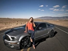 Ford Mustang, Szary, Kobieta