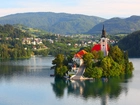 Słowenia, Bled, Jezioro, Drzewa, Łodzie, Zamek