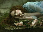 Leżąca, Kobieta, Róże, Kamień