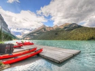 Kanada, Prowincja Alberta, Park Narodowy Banff, Kajaki, Pomost, Góry, Jezioro Lake Louise