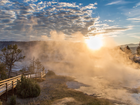 Park Narodowy Yellowstone, Wschód słońca, Pomost, Gorące, Źródła, Mammoth Hot Springs, Wyoming, Stany Zjednoczone