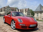 Czerwone Porsche Carrera, Dworek