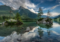 Góry, Jezioro Hintersee, Skały, Drzewa, Chmury, Gmina Berchtesgaden, Bawaria, Niemcy
