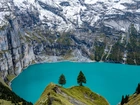Szwajcaria, Kanton Berno, Alpy Berneńskie, Skały, Góry, Jezioro, Oeschinen, Drzewa