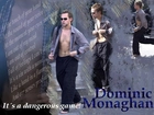 Dominic Monaghan,rozpięta koszula, okulary