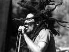 Bob Marley, Dredy, Mikrofon