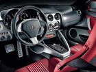 Alfa Romeo 8C Competizione, Wnętrze