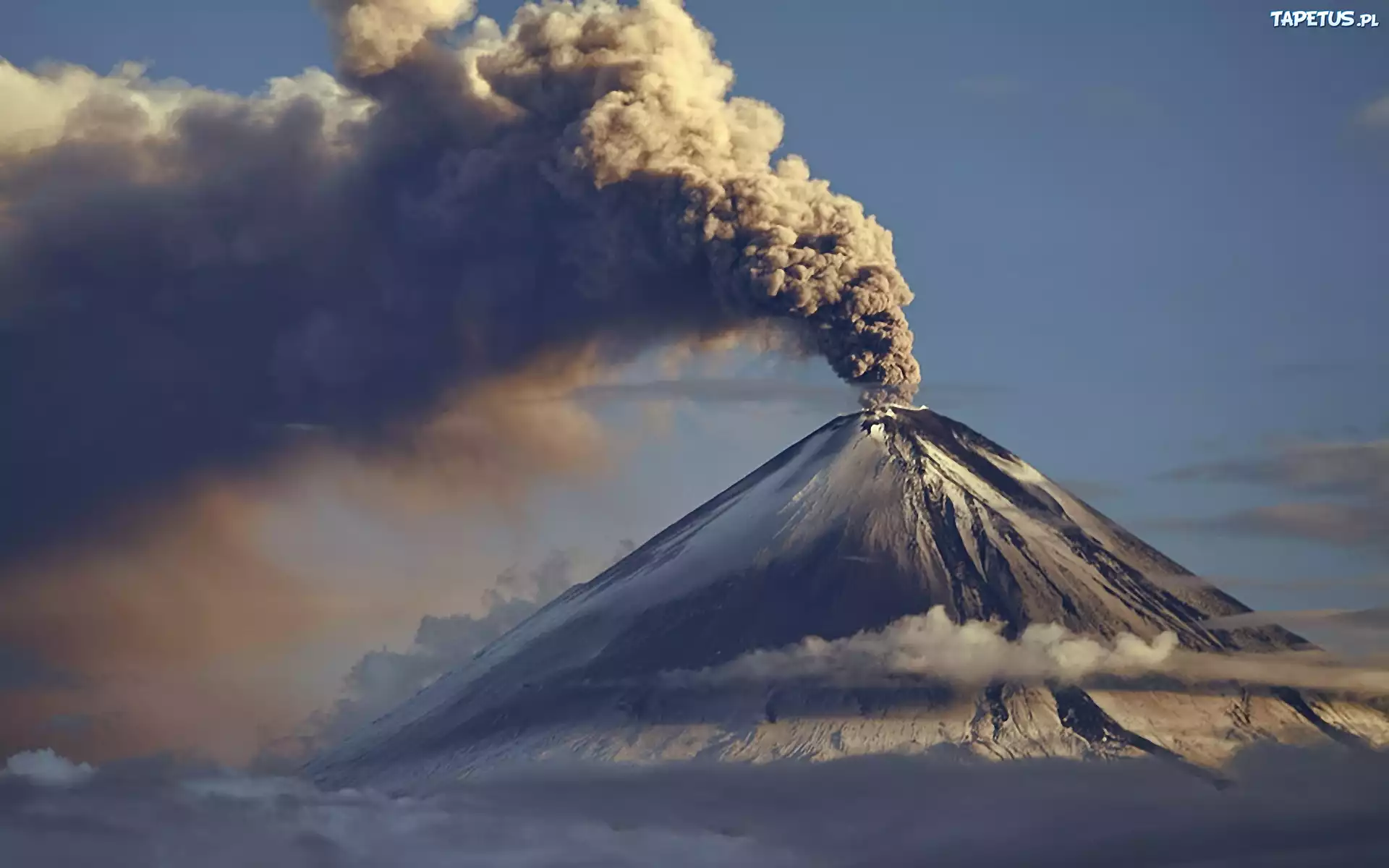[Obrazek: 132185_wulkan-dym-erupcja.jpg]
