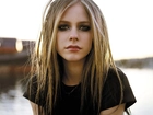 Avril Lavigne, Oczy
