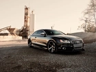 Czarne, Audi S5