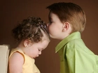 Dzieci, Rodzeństwo, Pocałunek