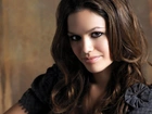 Rachel Bilson, Urocze, Spojrzenie