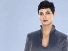 Urokliwa, Morena Baccarin, Żakiet, Prążki