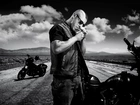 Theo Rossi, Aktor, Motory, Droga