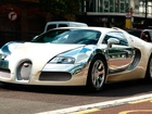 Bugatti Veyron, Ulica