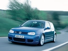 Volkswagen R32