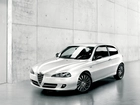 Biała, Alfa Romeo, 147, Garaż