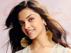 Deepika Padukone, Uśmiech, Kolczyki