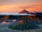 Wulkany, Kratery, Zachód Słońca, Jawa, Indonezja