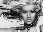Christina Aguilera, kolczyk, naszyjnik