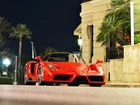 Czerwone, Ferrari Enzo