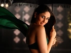 Kareena Kapoor, Brunetka, Uśmiech