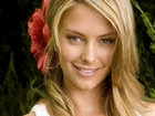 Jennifer Hawkins, Blondynka, Uśmiech