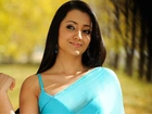 Trisha Krishnan, Brunetka, Uśmiech