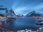Jezioro, Góry, Domy, Osada, Norwegia, Zima