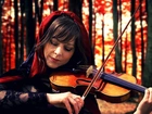 Lindsey Stirling, Skrzypce