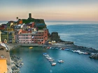 Włochy, Morze, Liguryjskie, Wzgórze, Vernazza, Domy, Łodzie