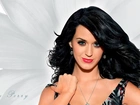 Katy Perry, Brunetka, Napis