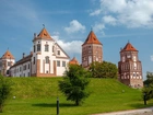 Zamek w Mirze, Mirski zamak, Mir Castle Complex, Mir, Białoruś, Mir, Drzewa