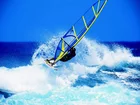 Windsurfing,żółto niebieski żagiel