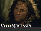 Viggo Mortensen,długie włosy