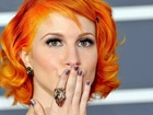 Hayley, Williams, Piosenkarka, Zbliżenie