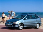 Nissan Almera Tino, Plaża