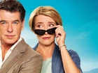 Emma Thompson,  Pierce Brosnan,  Pierce Brosnan, Para, Okulary, Spojrzenie