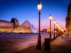 Luwr, Piramida, Paryż, Francja