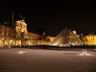 Luwr, Muzeum, Paryż, Francja, Miasto nocą