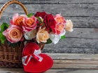 Dzień Kobiet, Walentynki, Koszyk, Bukiet, Kwiaty, Róże, Serce