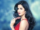 Katrina Kaif, Brunetka, Spojrzenie