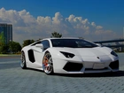 Lamborghini Aventador, Samochód