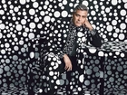 George Clooney, Strój, Tło, Grochy