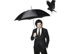 Aktor, Kit Harington, Parasol, Wrona