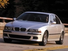 BMW Seria M, BMW 5, E39