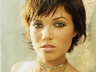 Twarzyczka, Mandy Moore